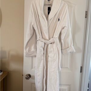 Ralph Lauren White Terry Shawl-Collar Robe with Navy Pony